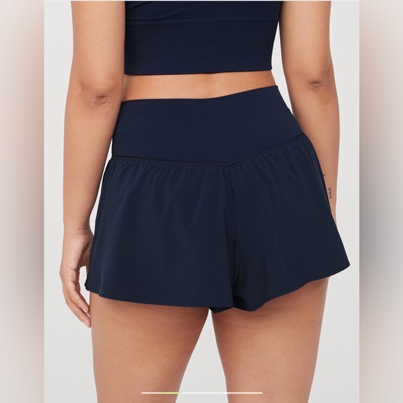 OFFLINE By Aerie Real Me Crossover Flowy Short Size XS - Picture 2 of 10